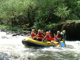  Experiencia de rafting con Tonic Aventure 